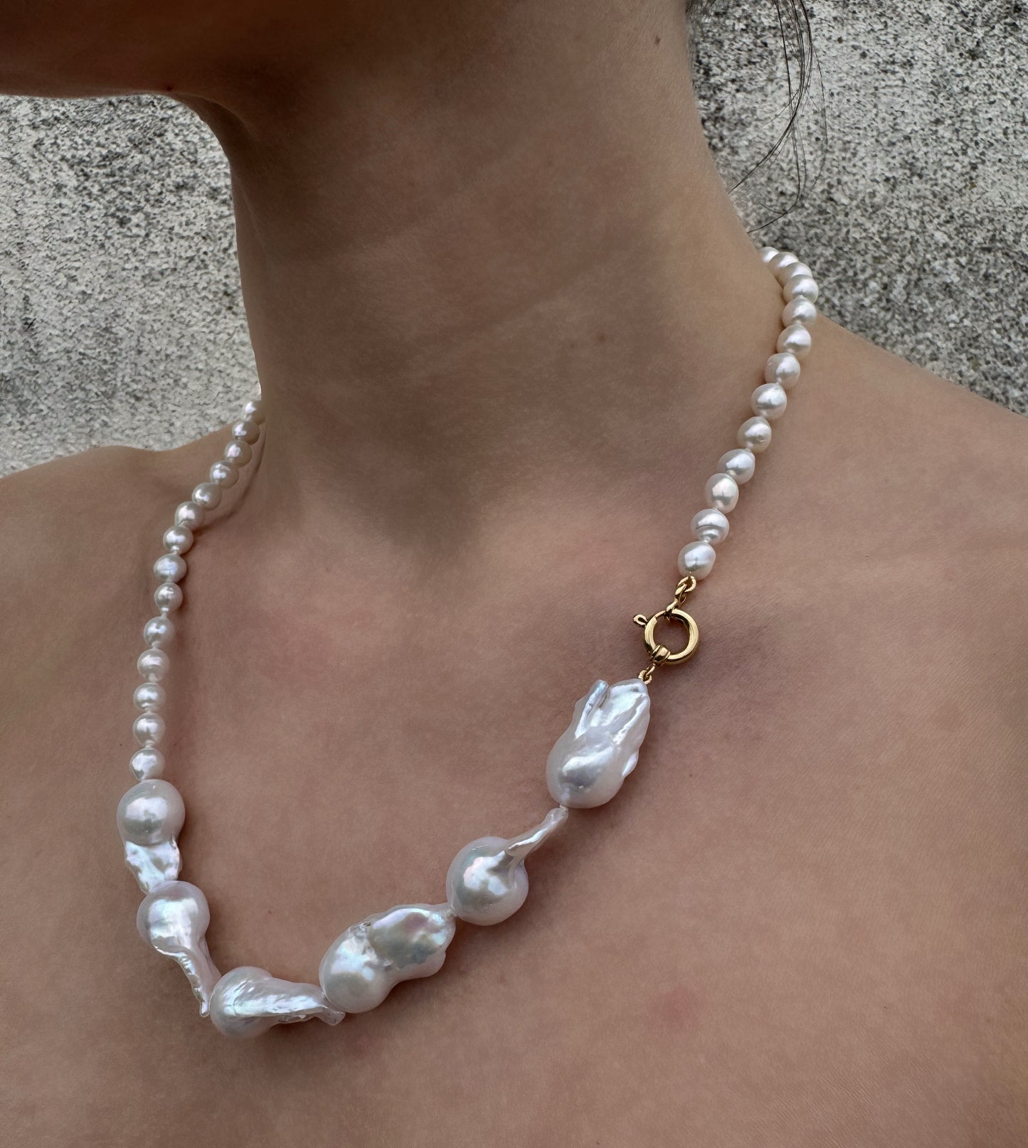 Soft Horizon Necklace