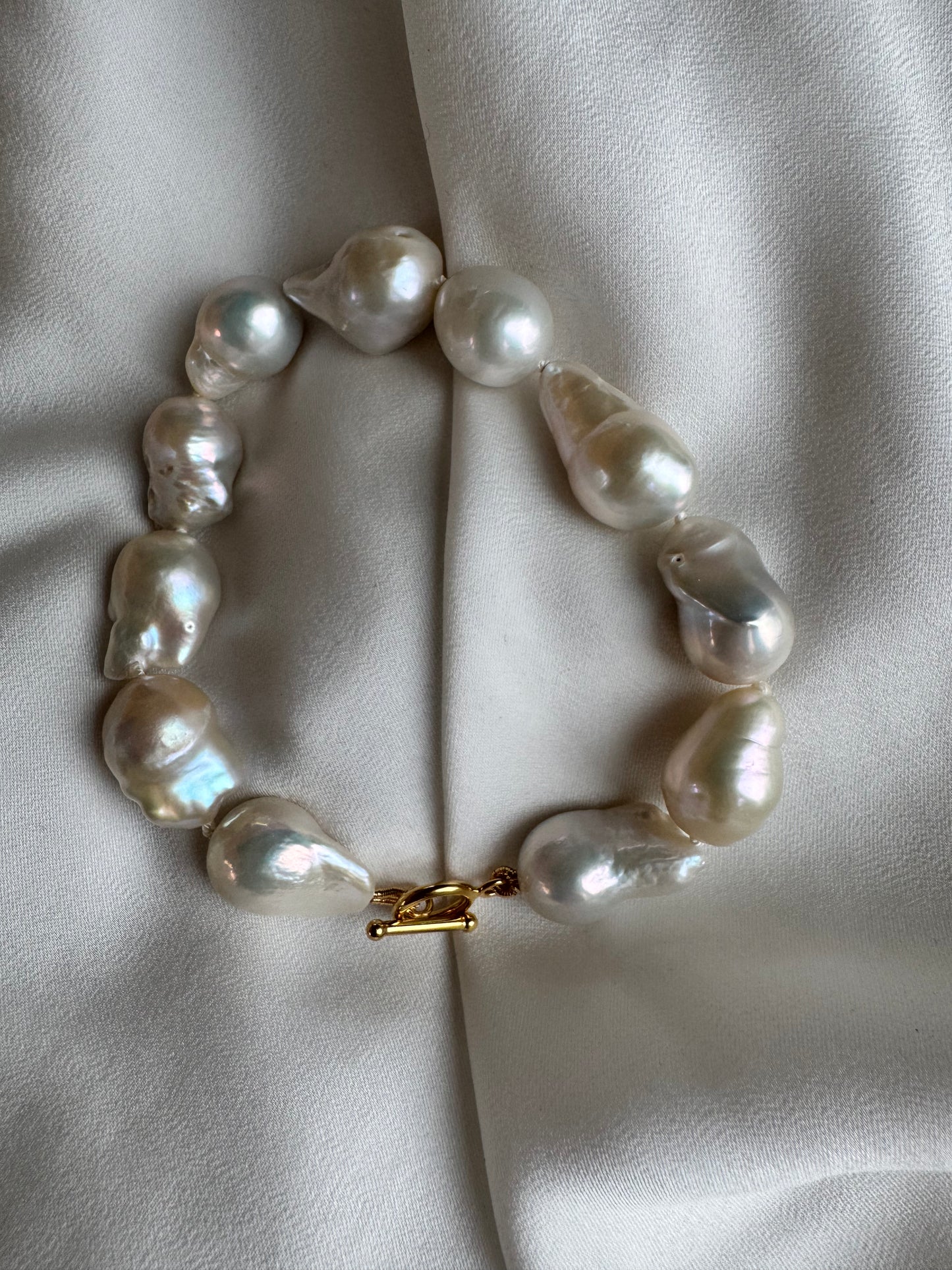 Pure Alignment Bracelet