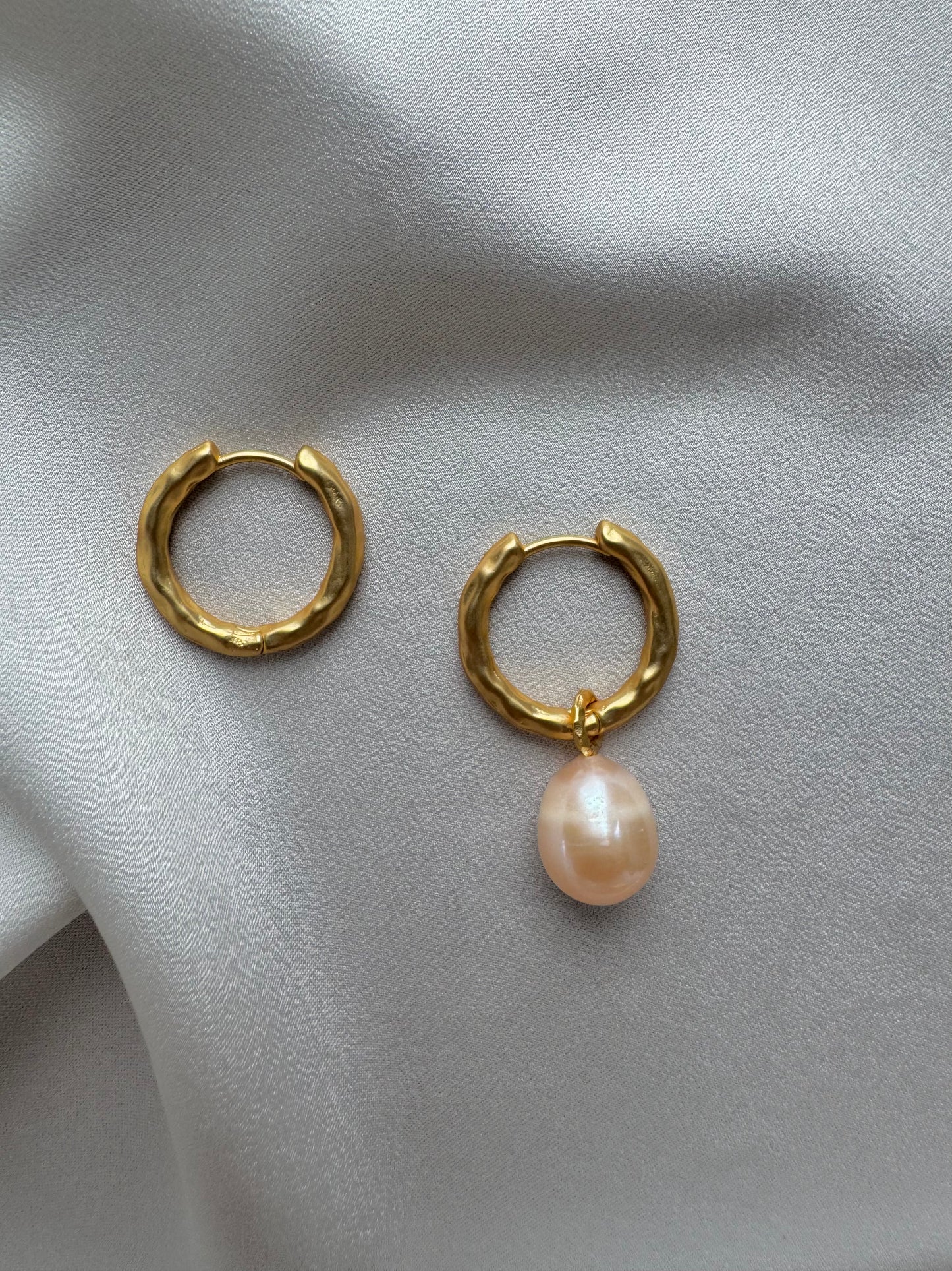 Pearl Pendant Pink