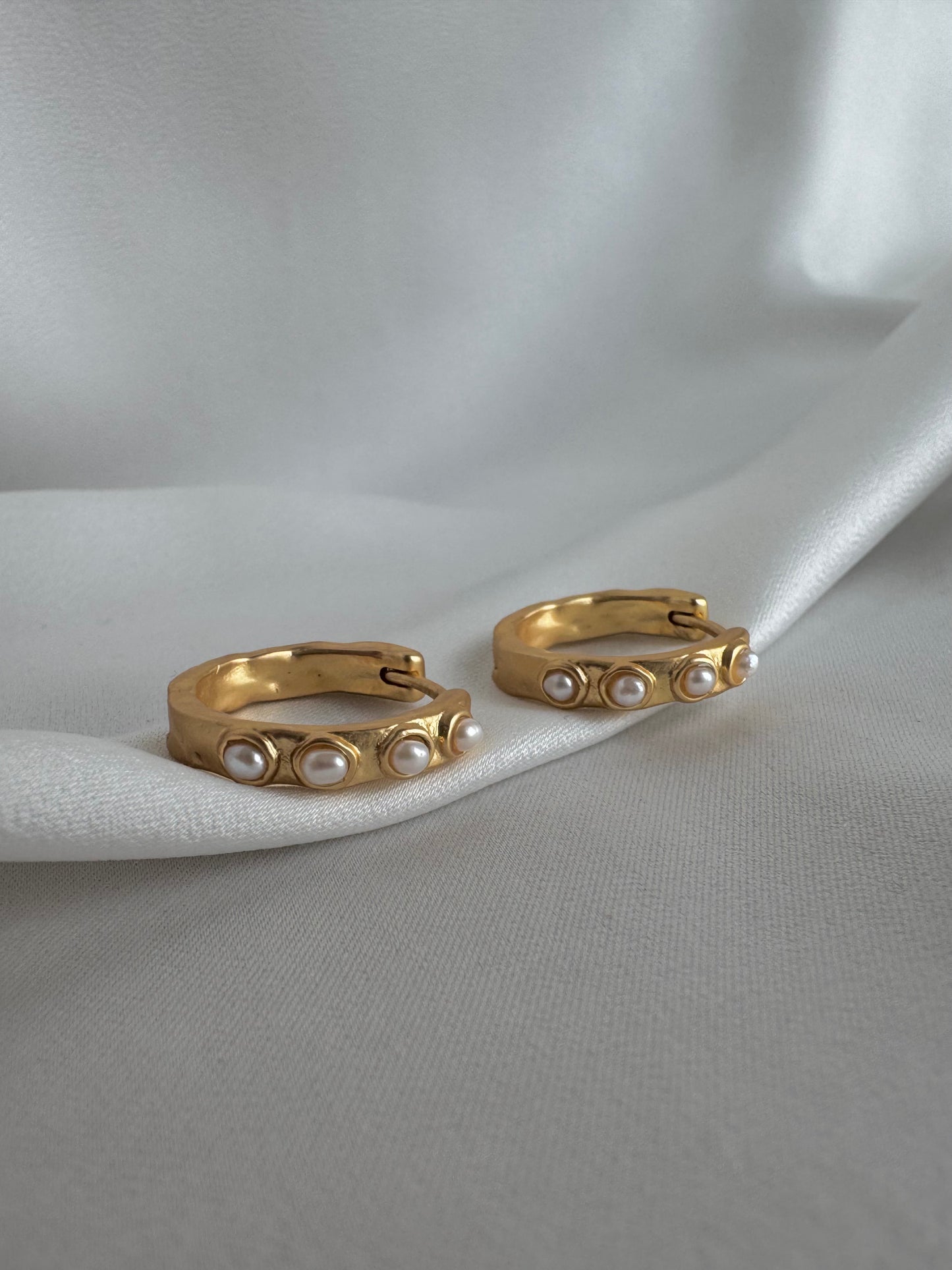 Organic Basic Hoop Pearl