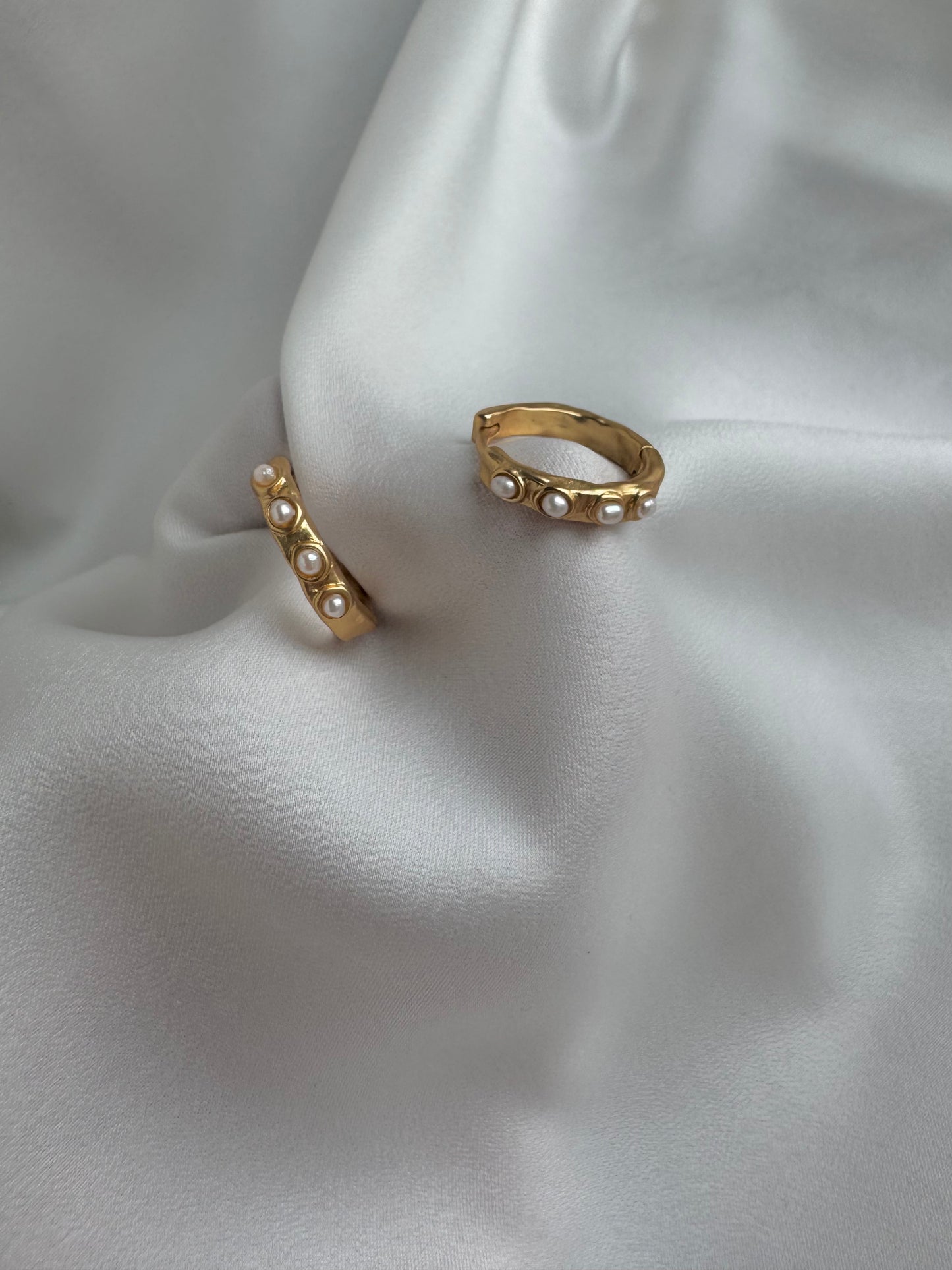 Organic Basic Hoop Pearl